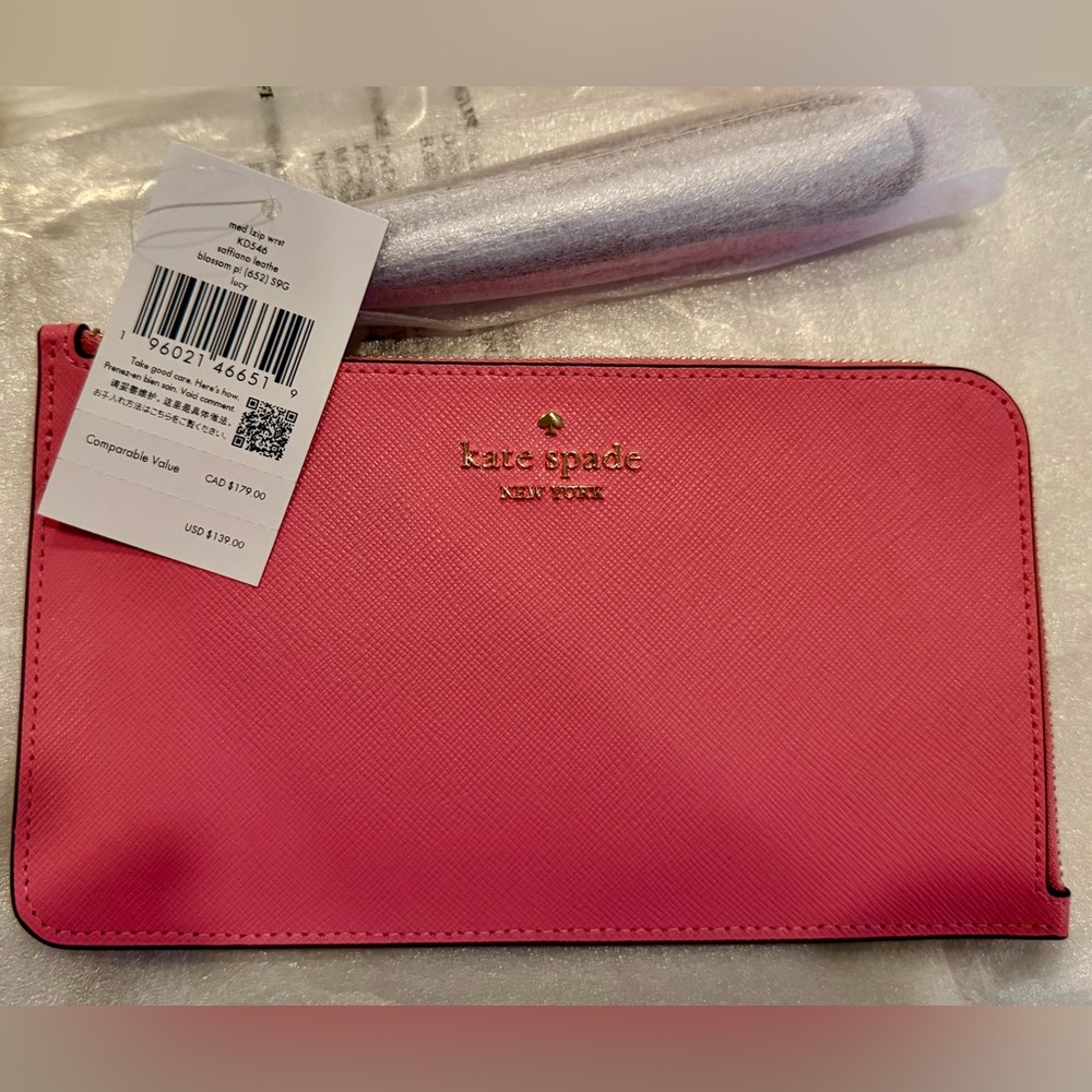 Classic Kate Spade Pink Wristlet